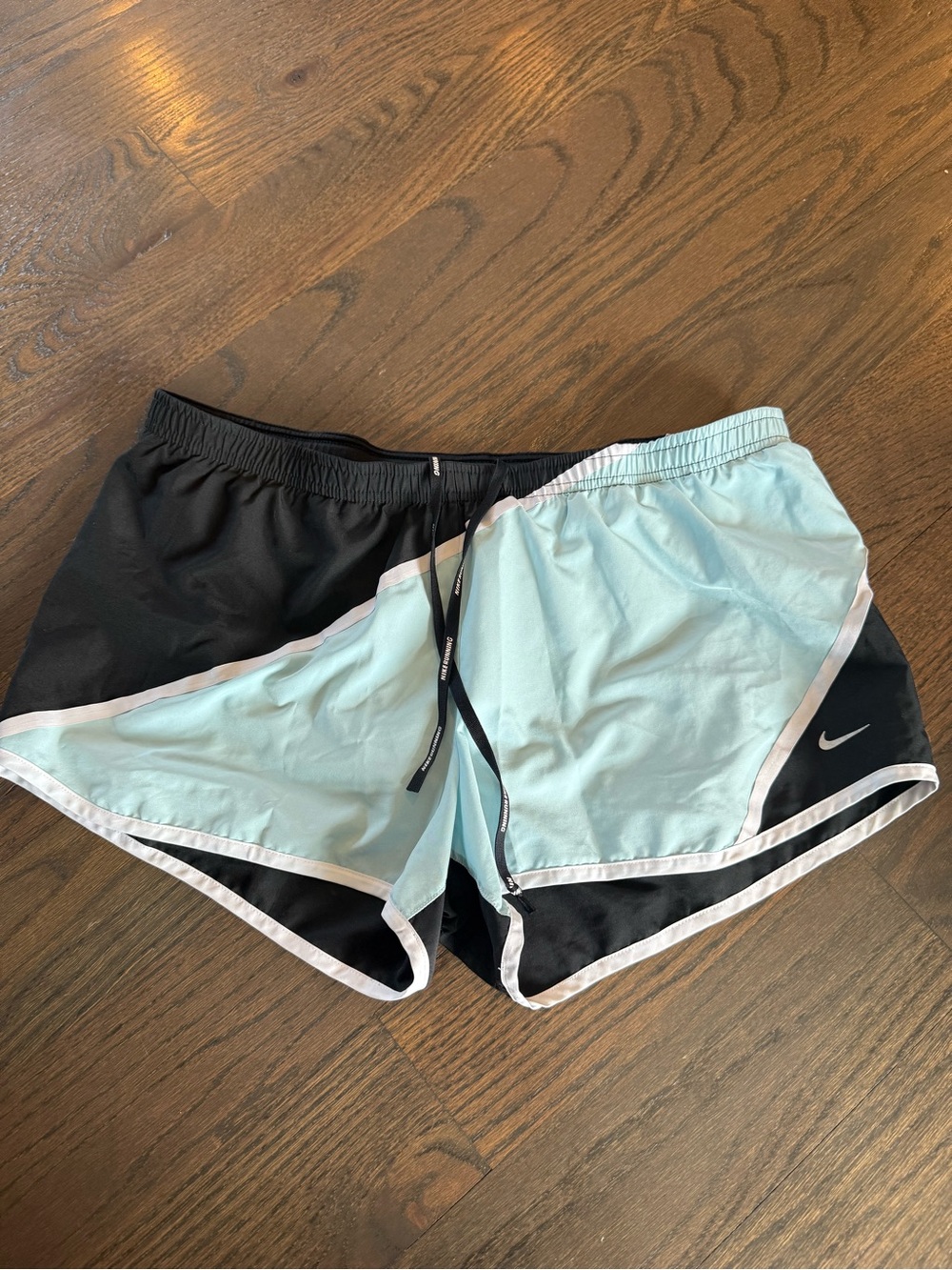Nike Dri-FIT Women's Colorblock Running Shorts Black/Blue Lined Zipper Pocket